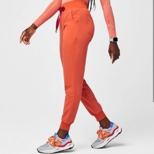FIGS limited edition sunset orange, Zamora jogger high wasted. Size small/petite